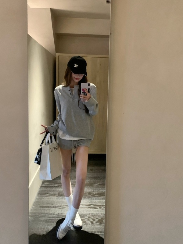2025POLO领宽松薄款长袖T恤女早秋简约百搭高腰直筒休闲短裤套装|undefined
