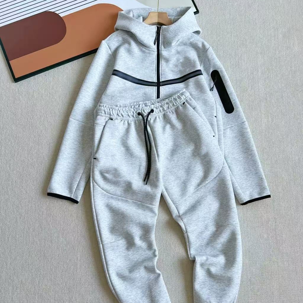 Traje deportivo de ocio de tendencia de otoño e invierno para hombres de 25 años