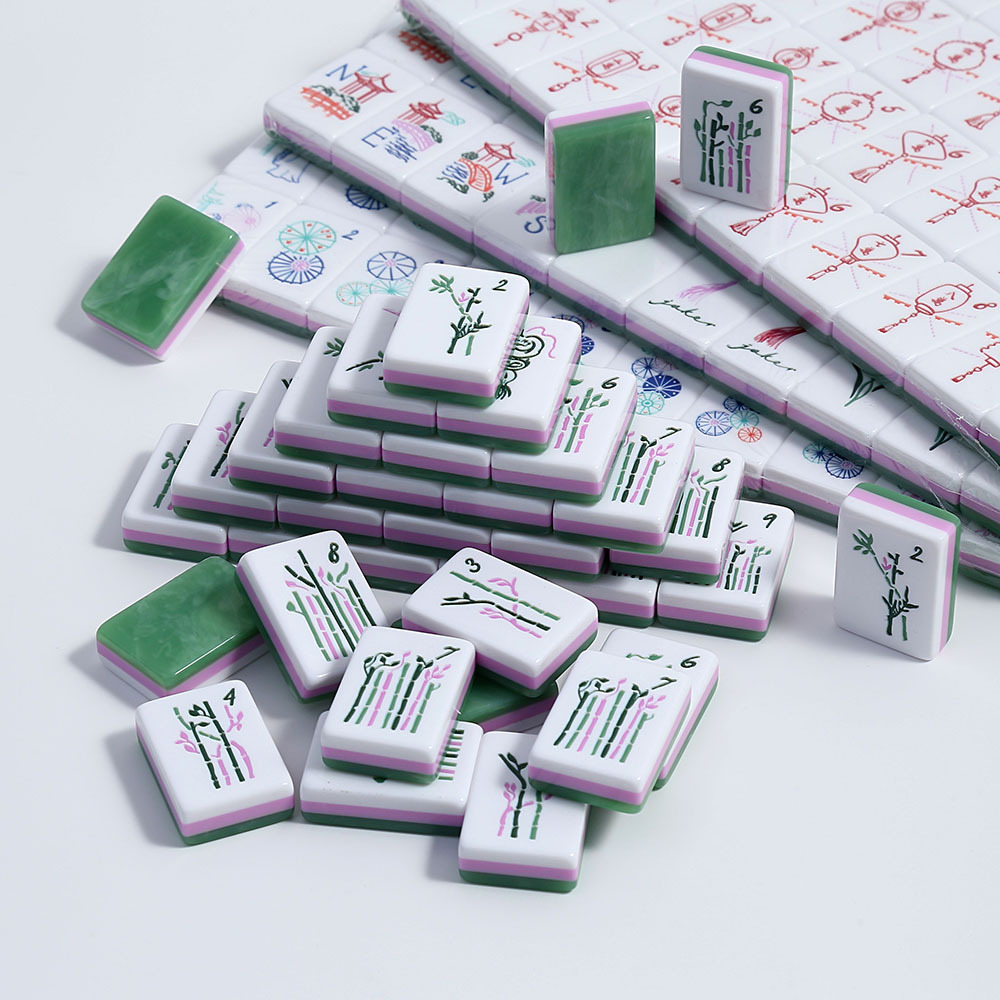 Cross-border American Mahjong Tiles, Emerald Green Mahjong Tiles, Green Mother-of-Pearl Acrylic Three-Layer Portable Mahjong Wholesale