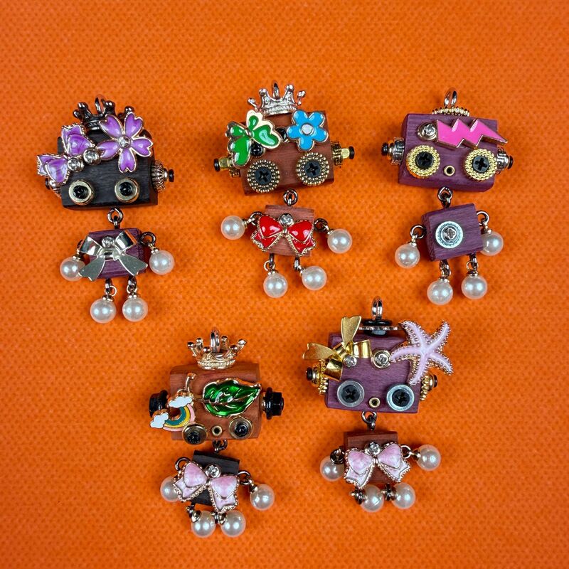 Handmade Punk Robot Stall Merchandise Original Necklace Pendant Sandalwood Keychain Bag Charm Pendant Handmade Punk Robot Stall Merchandise Original Necklace Pendant Sandalwood Keychain Bag Charm Pendant