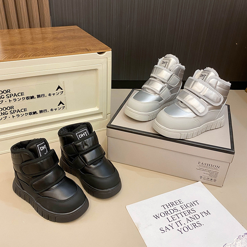 Niñas calentadas botas de nieve de invierno 2025 nuevos zapatos de algodón de invierno para niños mayores estudiantes botas de algodón de moda