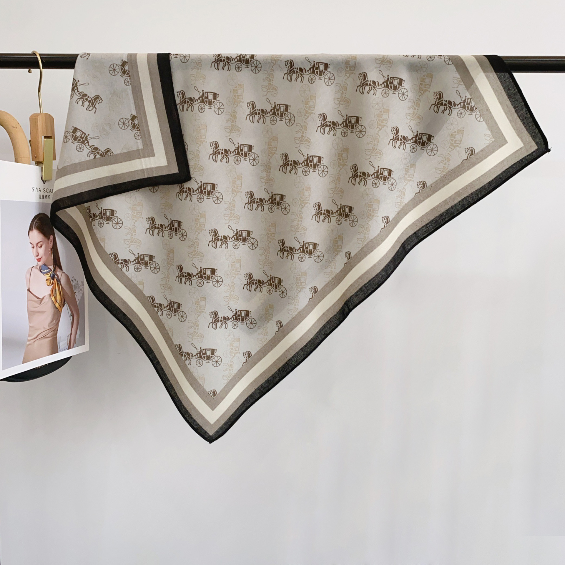 Nueva impresión de carroza azul Morandi 68 herringbone toallas cuadradas texturas de seda de alta calidad toallas de seda damas