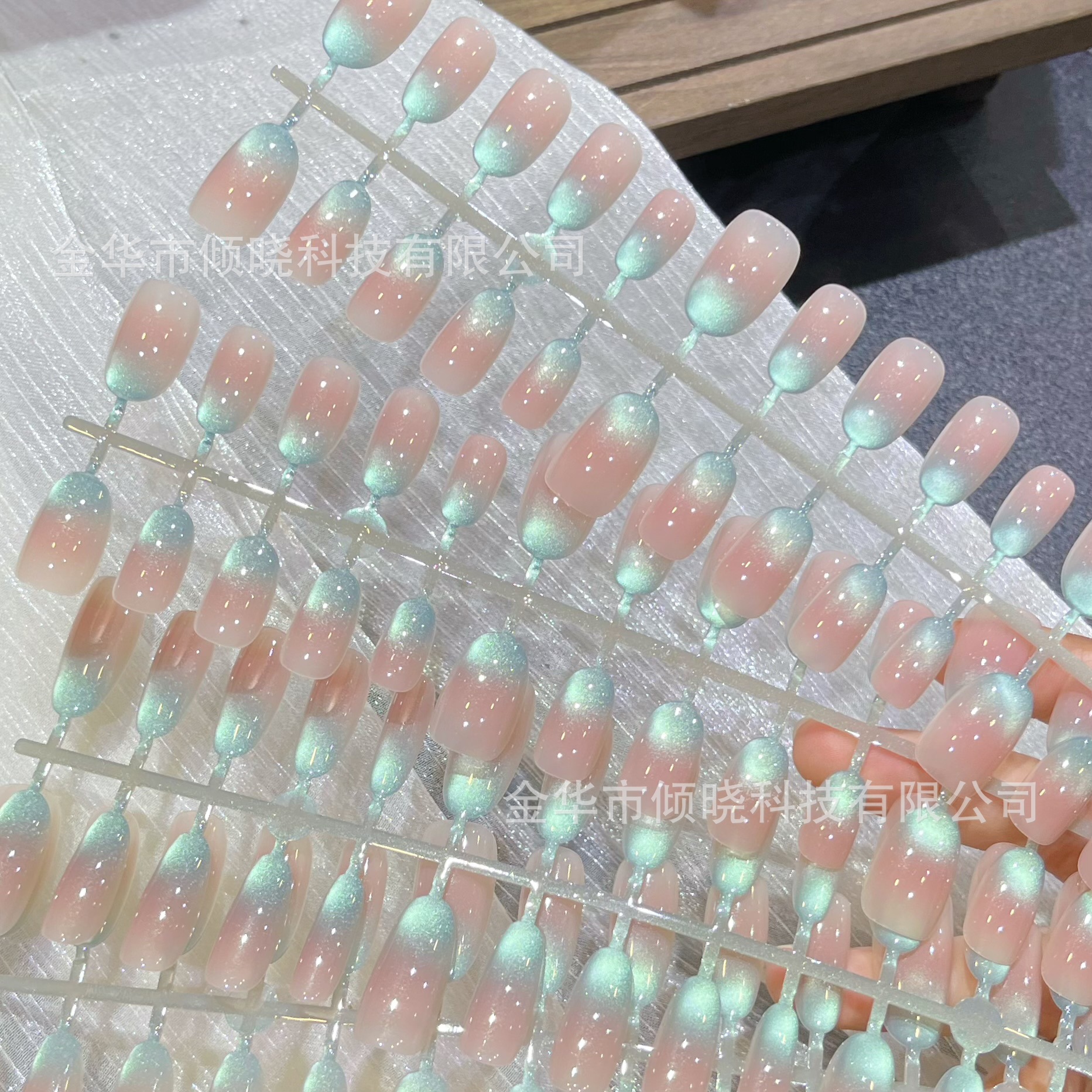 Glass Beads, Shell Cat's Eye Pre-Made Nail Tips, Nail Polish Gel Spray, Wearable Manicure, Mint Sparkling Fake Nails