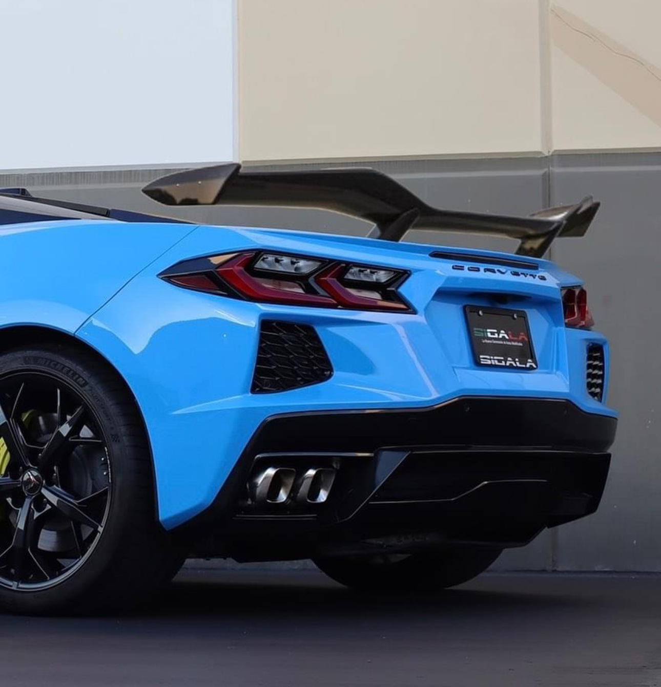 Suitable for Chevrolet Corvette C8 Z51 Stingray Upgrade to Z06 Carbon Fiber Rear Wing Dry Carbon Spoiler