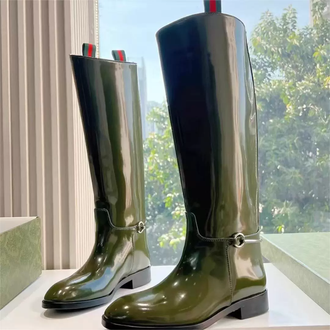 Европейская и американская внешняя торговля, трансграничная торговля, Чэнду, осень и зима 2024, новые ботинки для верховой езды, женские ботинки ручной работы на плоской подошве в стиле подиума высокой четкости