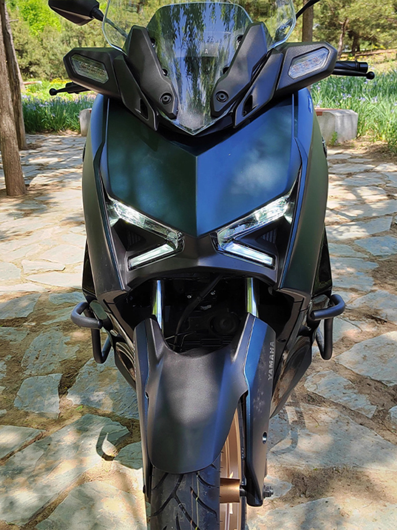 Suitable for 2023 Yamaha Xmax300 Modified Protective Bars, Body Protection Bars, Non-Damaging Installation for Motorcycles