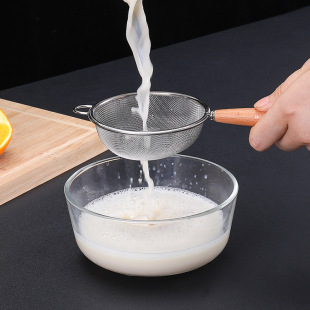 304 Stainless Steel Colander, Wooden Handle Hot Pot Scoop, Household Kitchen Filter Sieve, Small Mesh Colander, Frying Noodles Colander