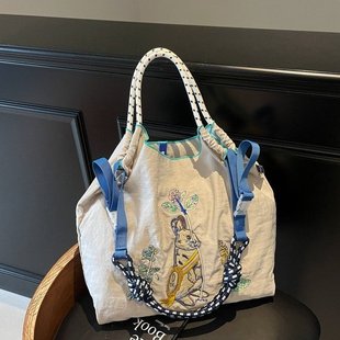 �¿���ϵballchain�̽�BC���@ُ��h����Ů���������ٴ��б���