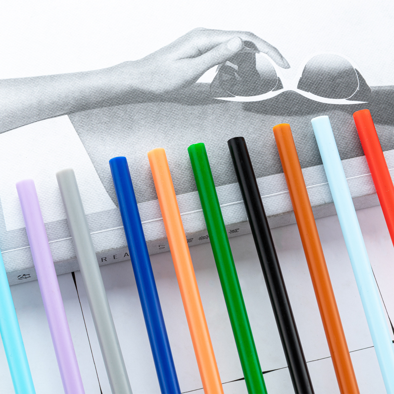 Bolígrafo de tubo de tracción de bricolaje, estuche de bolígrafo de plástico multicolor, bolígrafo simple aceitoso, bolígrafo de regalo publicitario con logotipo impreso