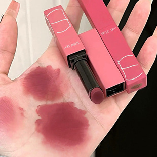 So Gentle! Autumn and Winter New Matte Matte Thin Tube Lipstick Lipstick Milk Tea Bean Paste Color Niche Whitening