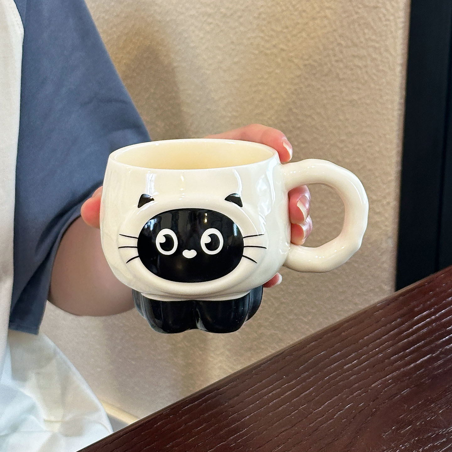 Cute ins de dibujos animados tazas de cerámica creativas tazas de café caseras tazas de cerámica de alto valor para niñas