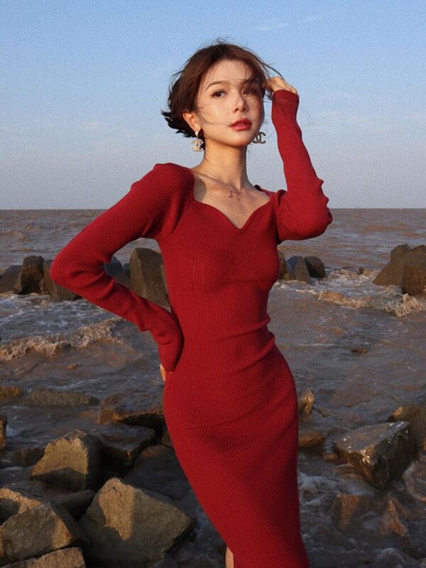 Autumn chic and unique waist-length dress engagement toast dress temperament goddess style high-end red long sleeve dress Autumn chic and unique waist-length dress engagement toast dress temperament goddess style high-end red long sleeve dress