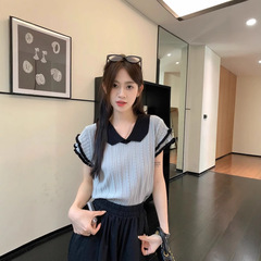フランスの波の辺は色の半袖のtシャツのニットの女性の夏の2025甘い薄いタイプの子供の襟の上着にぶつかります。