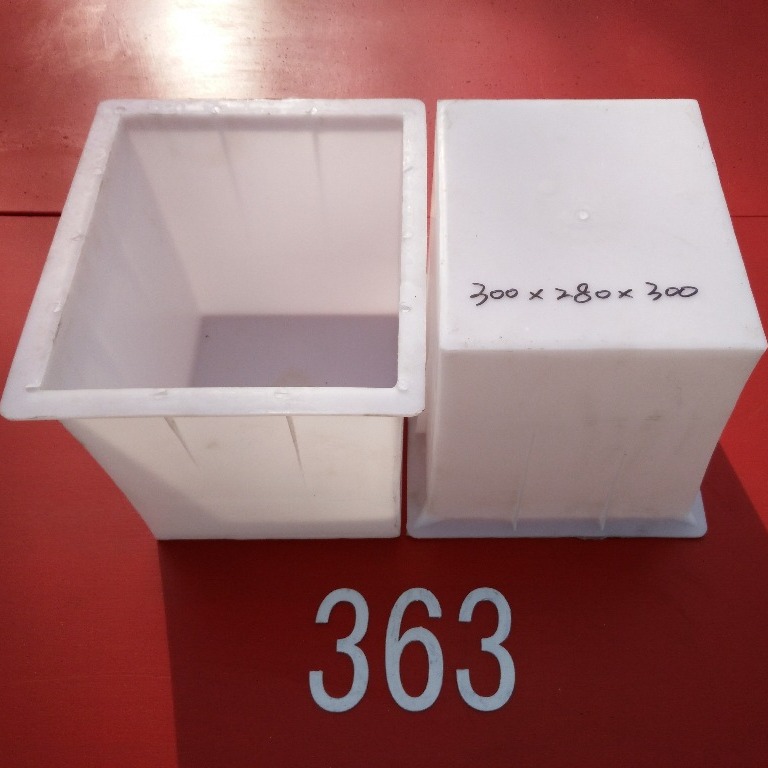 厂家供应水泥配重块塑料模具尺寸有多种型号