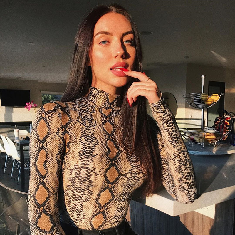 Otoño 2023 transfronteriza sexy serpiente impresión camisa de fondo AliExpress europeo y americano popular manga larga cuello alto Mono para las mujeres image 4