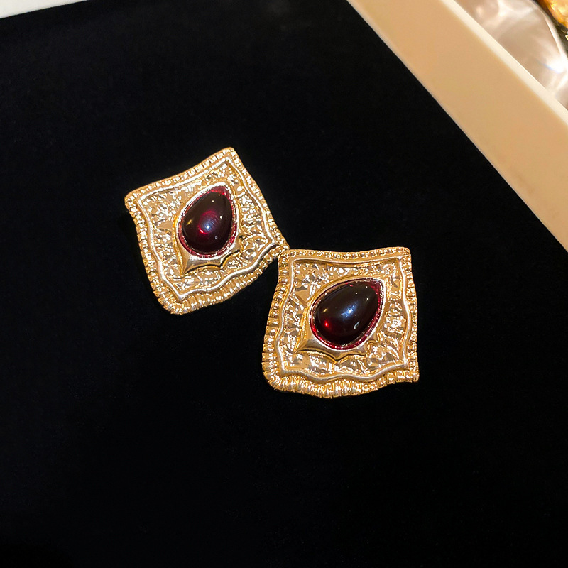 Medieval vintage diamantes geométricos oval pendientes collar ligero lujo nicho cadena clavícula juegos de joyería retro
