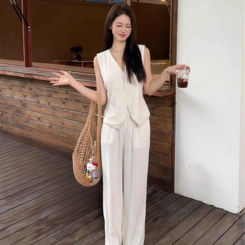 Льняной костюм в стиле «новый старый деньги» для женщин, лето 2025, ретро-жилет, широкие брюки, высококачественный двухкомпонентный комплект