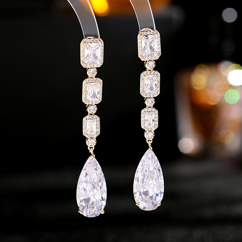 1 Pair Glam Shiny Water Droplets Plating Inlay Copper Zircon Drop Earrings display picture 4