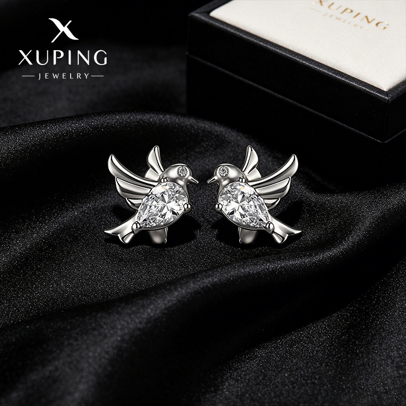 Xuping estilo simple nicho de diseño de pájaro auriculares aleación de cobre chapado blanco europa y americana auriculares transfronterizos al por mayor mujeres