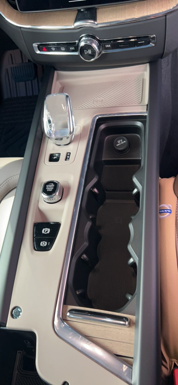 Suitable for 26 Volvo Xc60 Central Control Button Panel Silicone Pad Protective Pad Protective Pad Panel Anti-Slip Mat