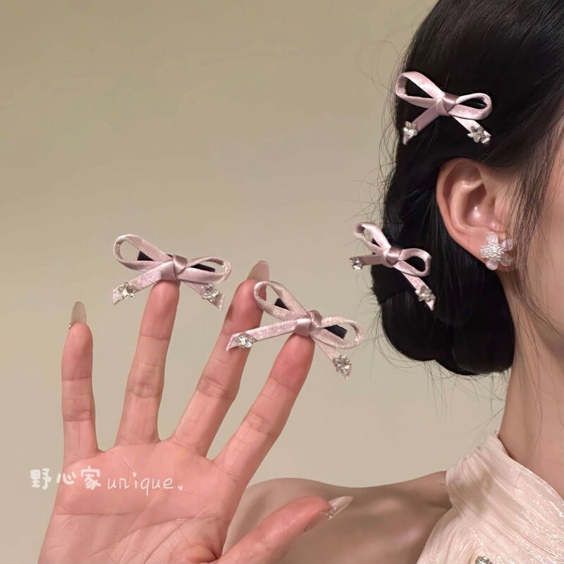 2026 New Model【Peach Trap】Sweet Pink Bow Hair Clip with a Delicate Feel, Side Clip Hair Accessory 2026 New Model【Peach Trap】Sweet Pink Bow Hair Clip with a Delicate Feel, Side Clip Hair Accessory