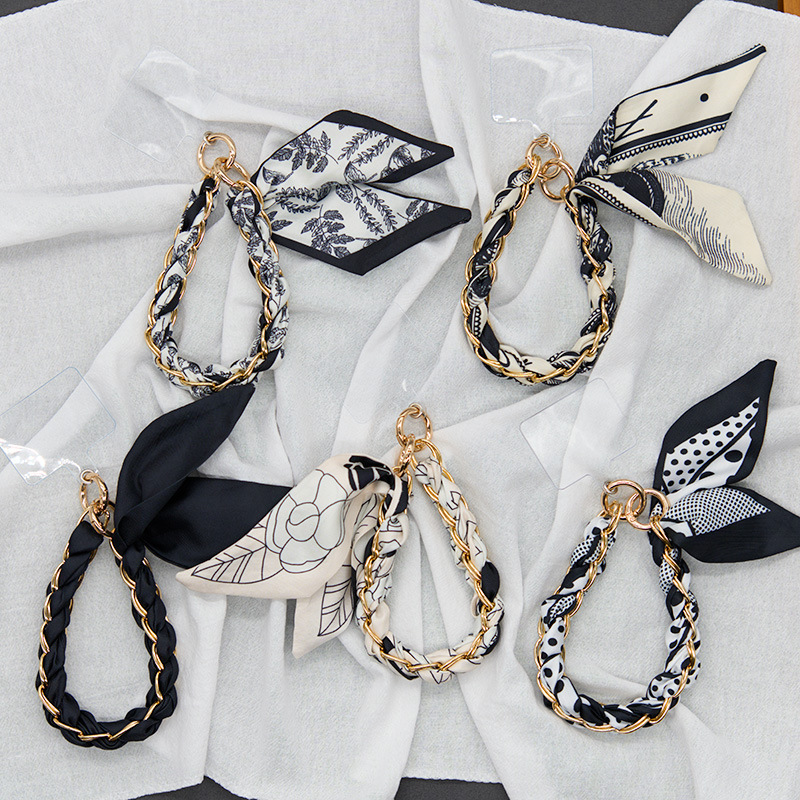 Silk Scarf with Metal Chain Pendant, Multifunctional Portable Anti-Loss Wrist Strap Suitable for Various Phone Chains