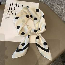 70方巾女2025新款围巾高级波点韩系百搭护颈围脖装饰领巾空调披肩