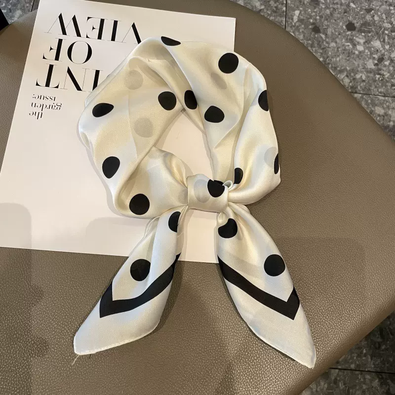 70方巾女2025新款围巾高级波点韩系百搭护颈围脖装饰领巾空调披肩