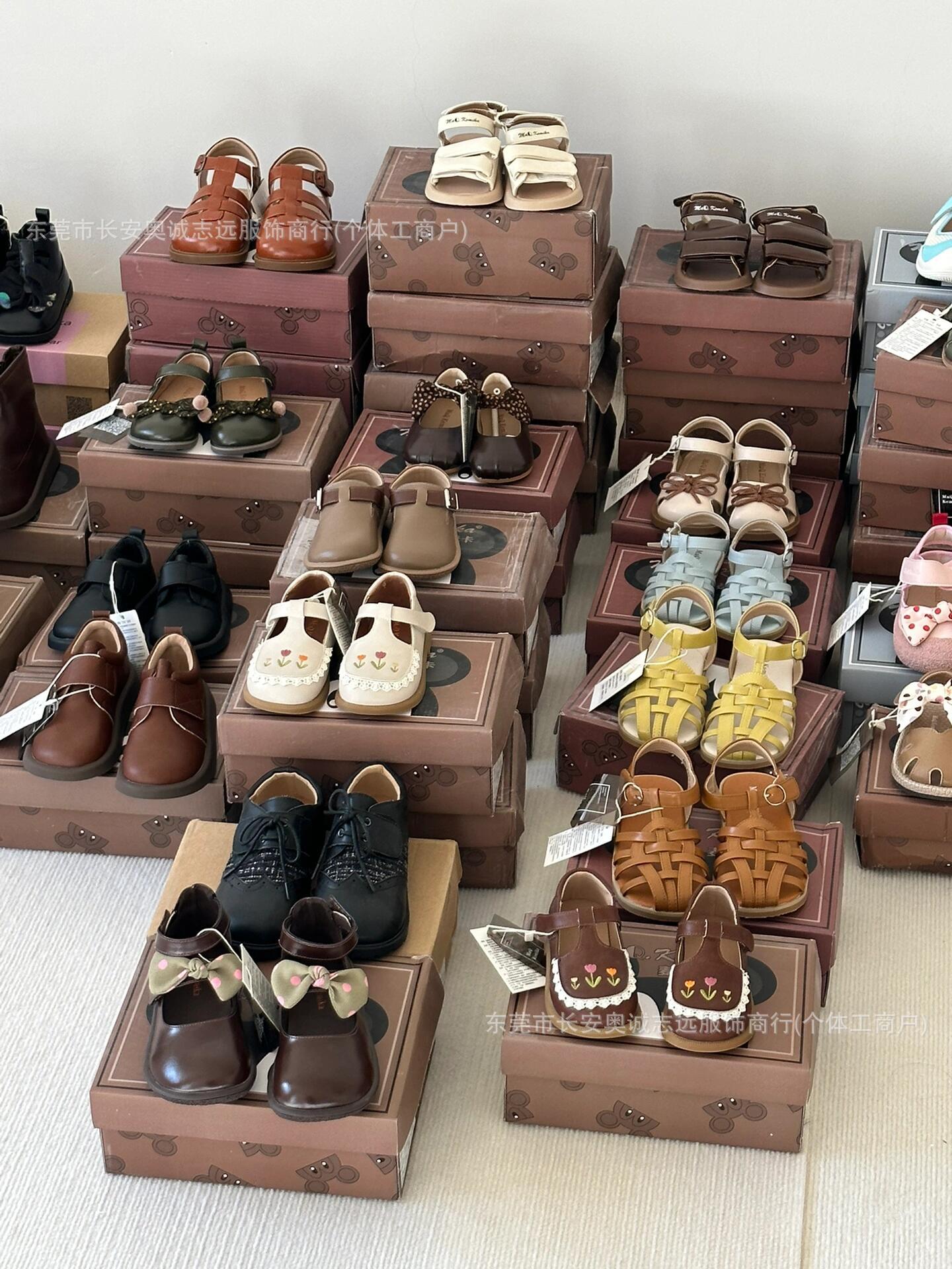 Girls Light-Up Sneakers 2024 Glitter Athletic School Shoes