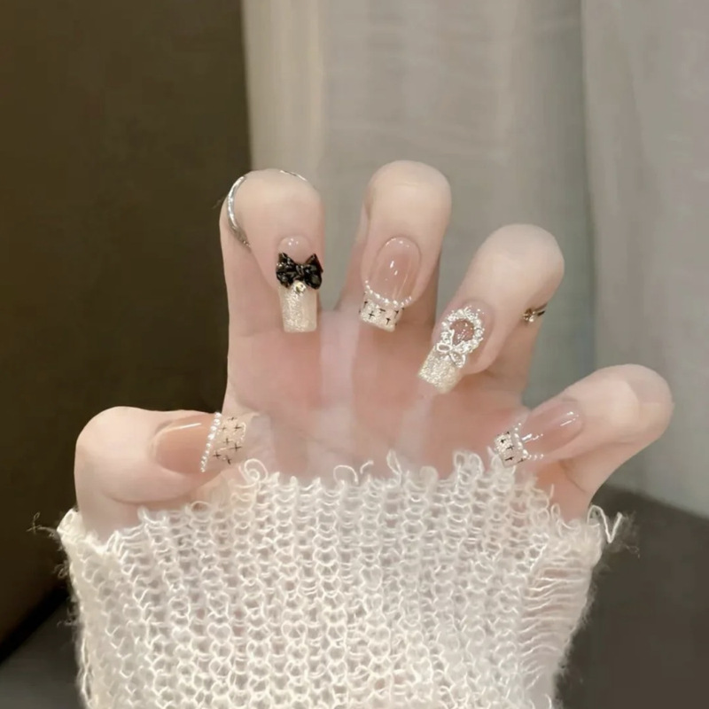 10 Pieces of French-Style Pearl Ice Sheer Pure Desire Nail Stickers with a Light Luxury and Elegant Vibe for Wealthy Young Women