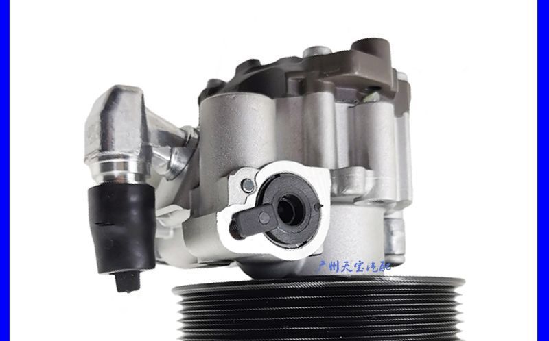 Applicable Mercedes-Benz C180 C200E260E280E300ML350GL450 W 204 212 steering gear booster pump