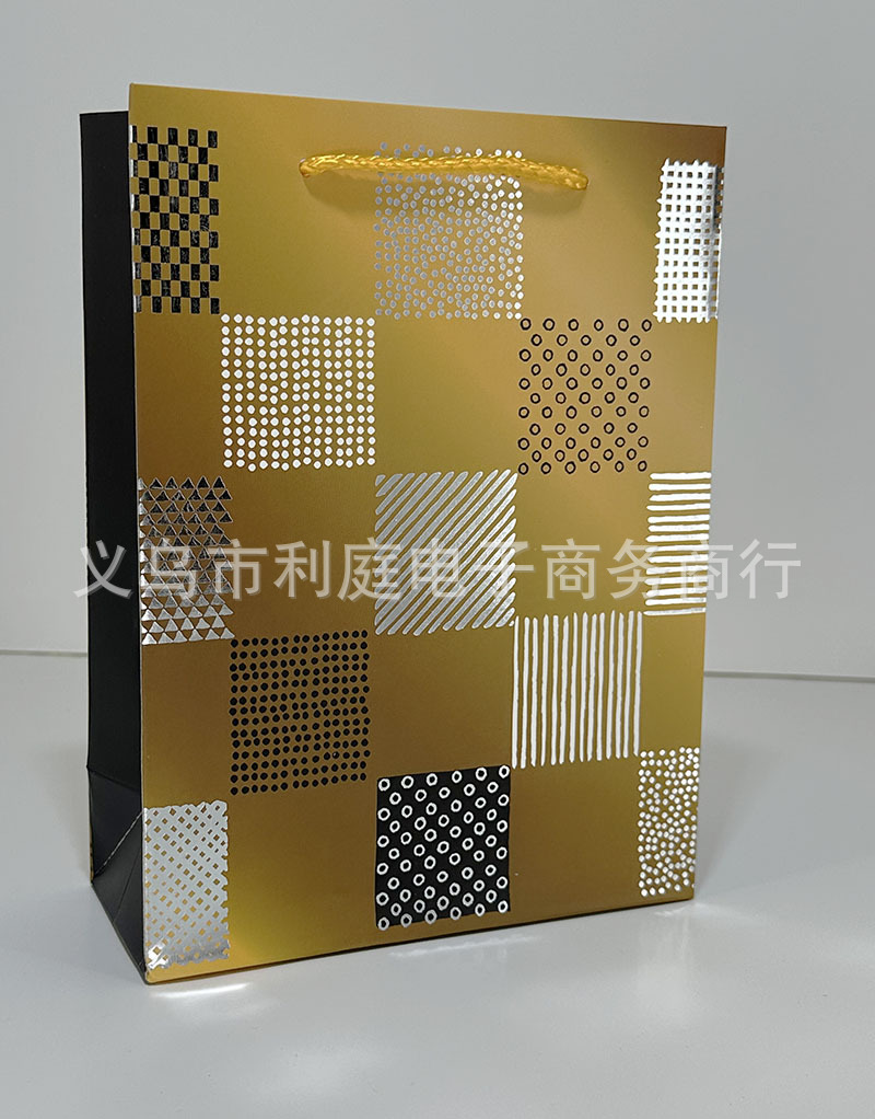 烫金白卡现货批发送礼礼物袋