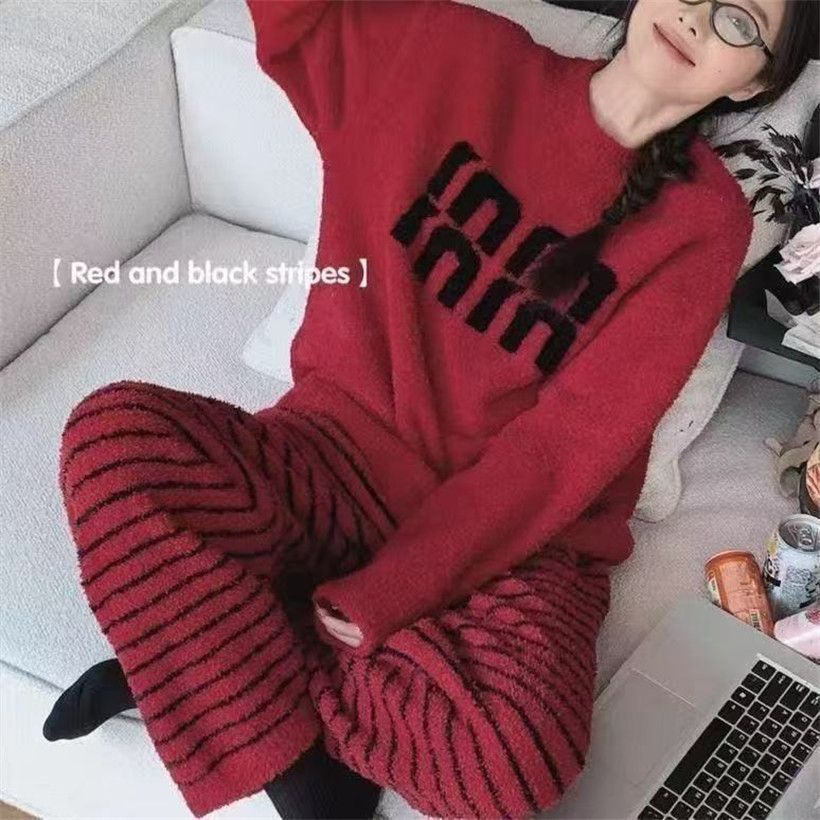 Al por mayor transfronterizo otoño y invierno rojo grueso calentamiento mitad de camisa de terciopelo pijama de mujer encantadora dulce dibujos animados cómodo abrigo para el hogar