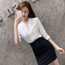 高端名媛气质工作服女夏季醋酸缎面套装前台接待中袖v领衬衫套裙