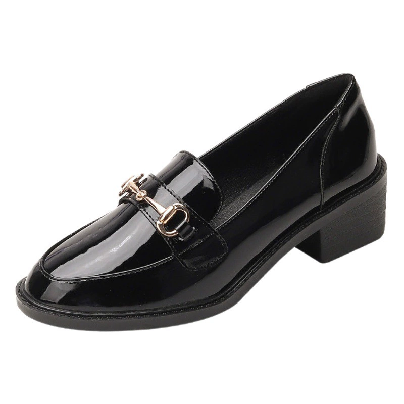 Женские кожаные туфли осень 2025, новый британский стиль, универсальные лоферы на высоком каблуке с пряжкой, черные, мягкая подошва, для работы.