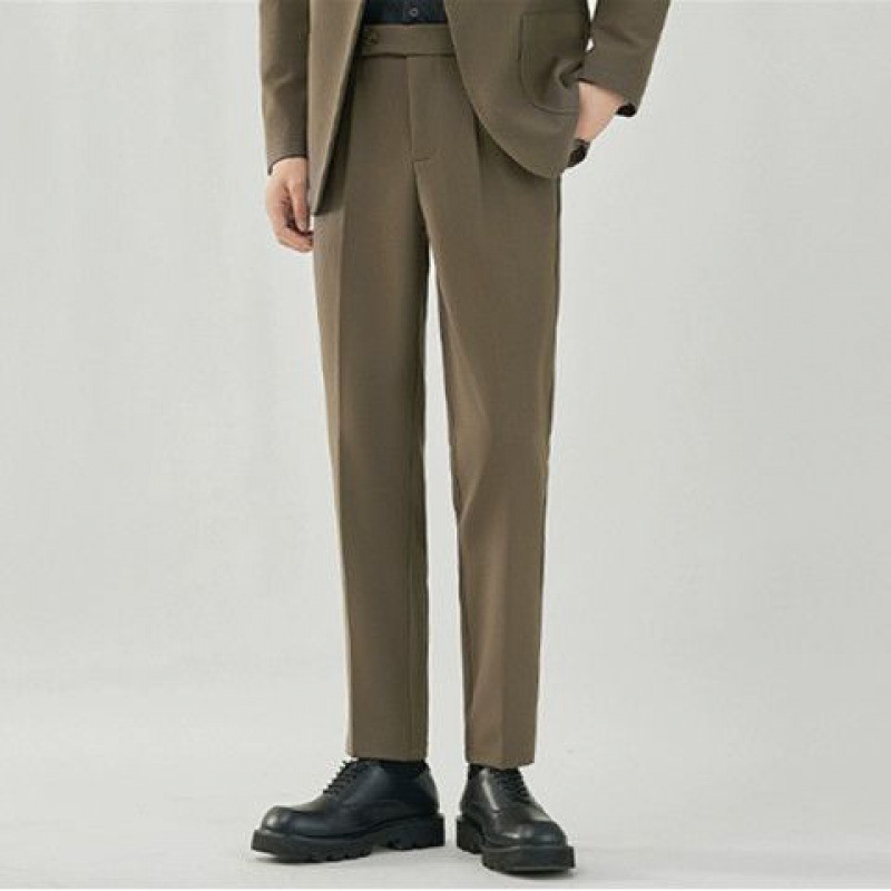 Brown [single pair of trousers]
