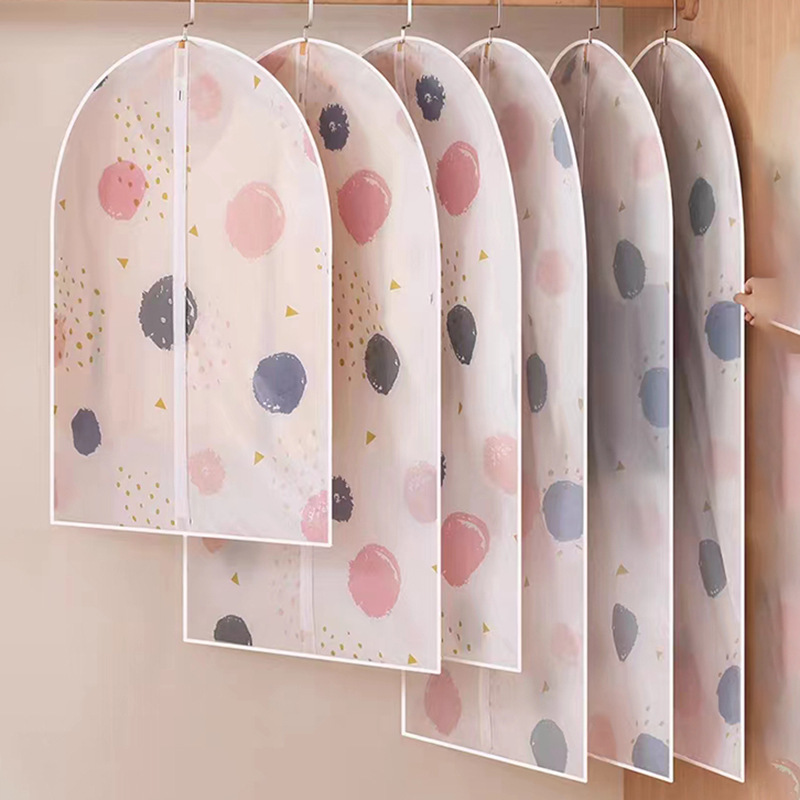 Ropa impermeable a prueba de polvo ropa colgante bolsa de dibujos animados impresión viaje plegable bolsa de almacenamiento transparente hogar cubierta de polvo plana