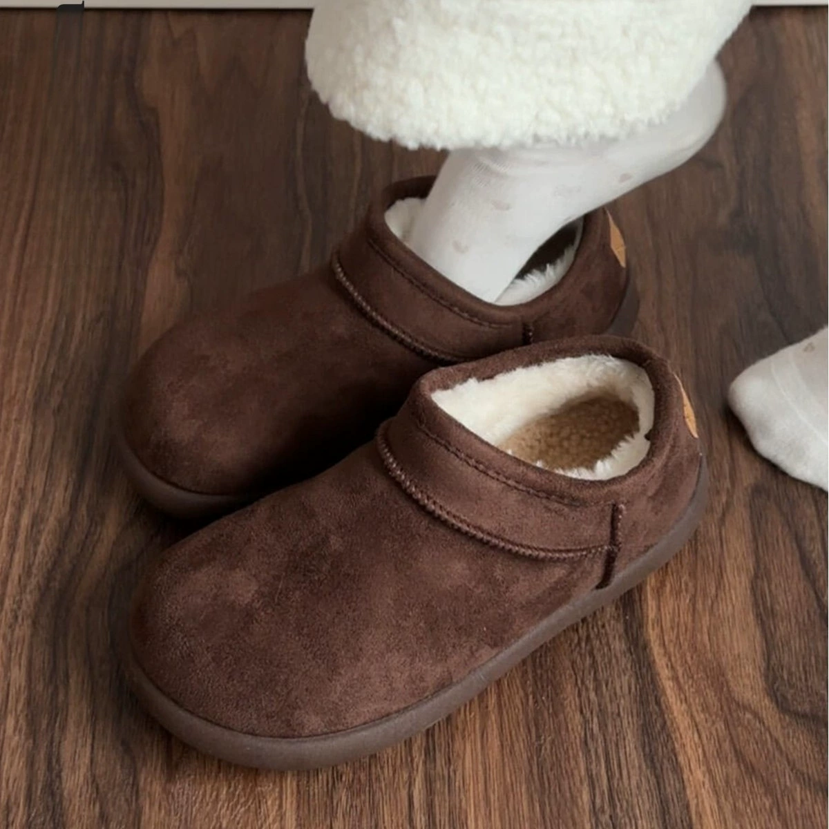 Winter footwear, keep warm boots