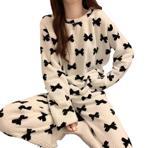 Autumn and winter coral velvet pajamas women's long-sleeved thickened home clothes crescent peach velvet large size fashionable women's suit