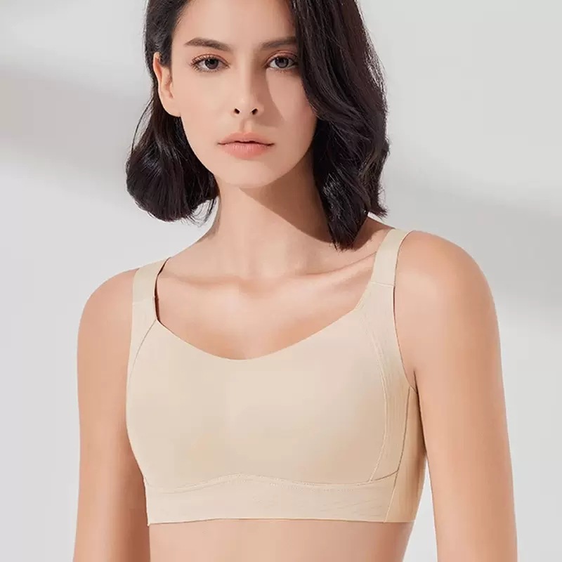 美容院超薄大碼無痕一片式內衣女收副乳防下垂全罩杯薄款聚攏文胸