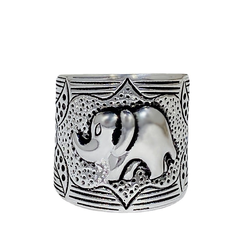 Ethnic retro universal ring