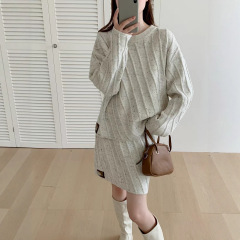 秋冬新款高级感点点沙针织套装女圆领韩版宽松毛衣包臀短裙两件套