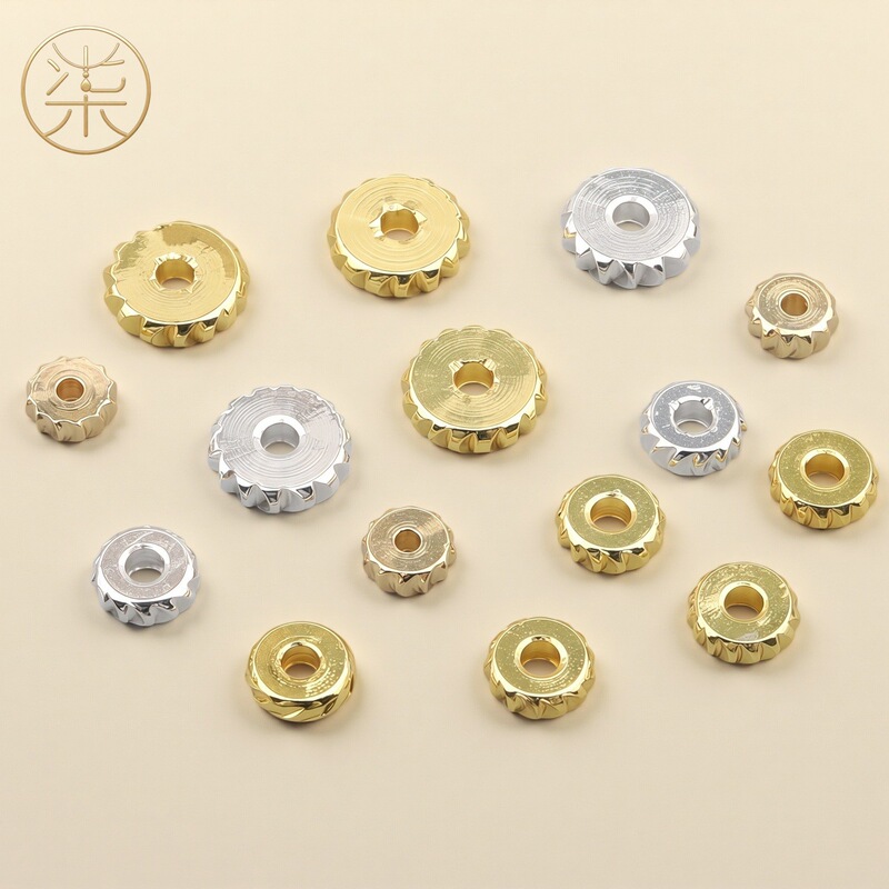 18K gold-plated color-retaining sand gold flower tire crescent separator DIY bracelet accessory crescent smooth gear piece 18K gold-plated color-retaining sand gold flower tire crescent separator DIY bracelet accessory crescent smooth gear piece