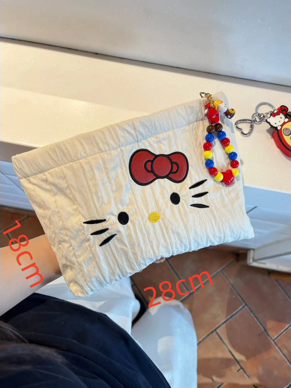 新しいオリジナル刺繍キティ収納バッグ、大容量化粧品バッグ、ポータブルな質感の手持ちトイレタリーバッグ|undefined