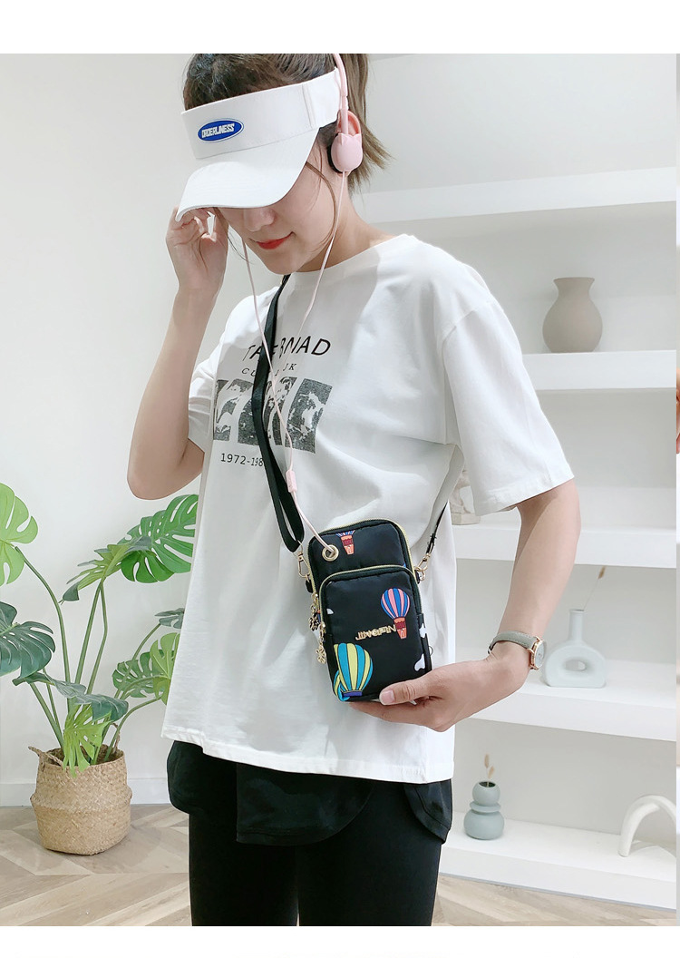 136g Weight Polyester Lining Material Zipper Closure Type Single Shoulder Strap Strap Type Crossbody Bag Bags Type Women's Mini Nylon Hot Air Balloon Solid Color Basic Square Zipper Crossbody Bag