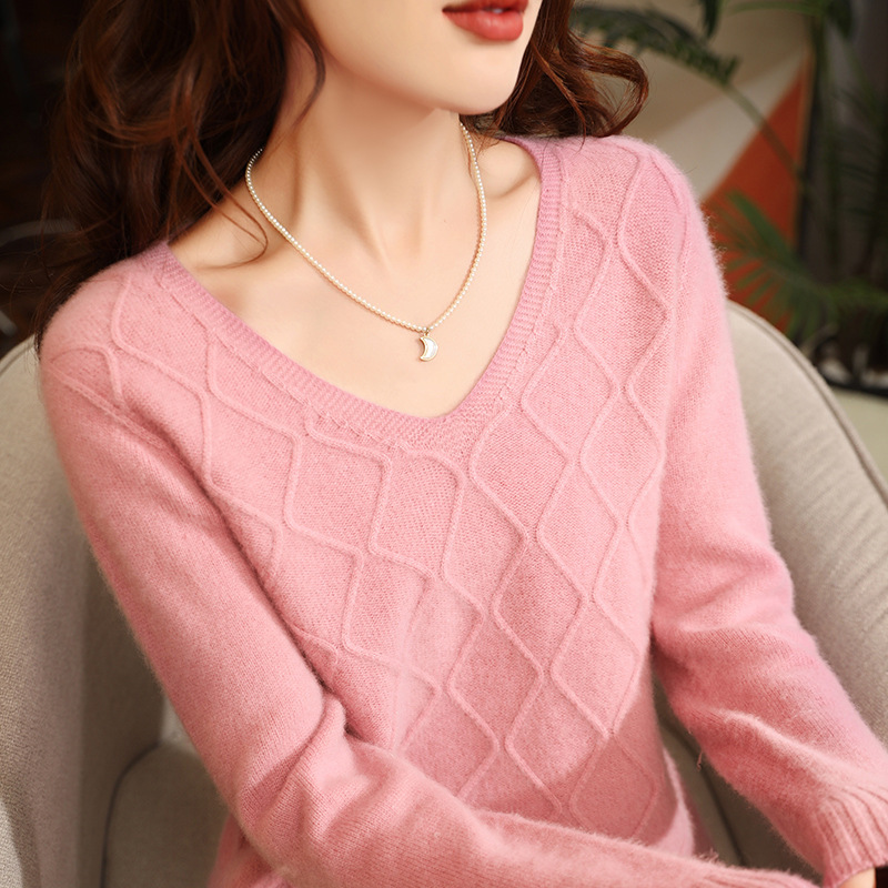 2025 Autumn and Winter New Pure Color V-Neck Cardigan Jacquard Pullover Women's Knitwear Alalana Knitwear Top