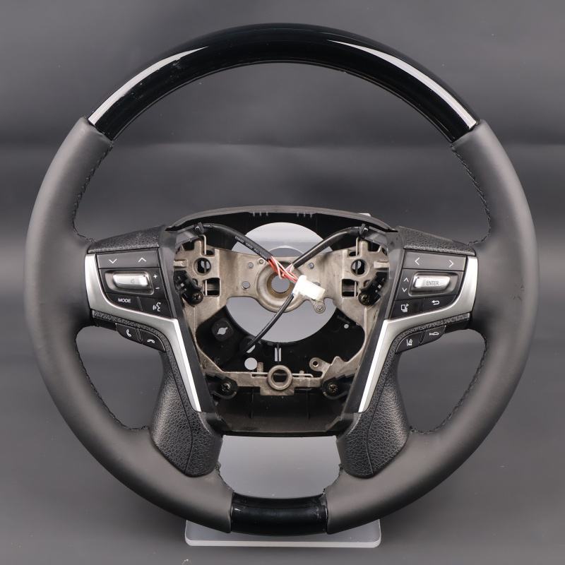 Suitable for Toyota Land Cruiser LC300 Prado 120 150 300 series steering wheel