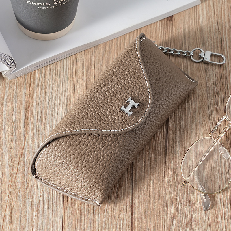 Leather Hanging Bag, Anti-Pressure Glasses Bag, Portable Sunglasses Case Storage Bag, Men's and Women's Myopia Glasses Anti-Fall and Anti-Fall Protective Cover