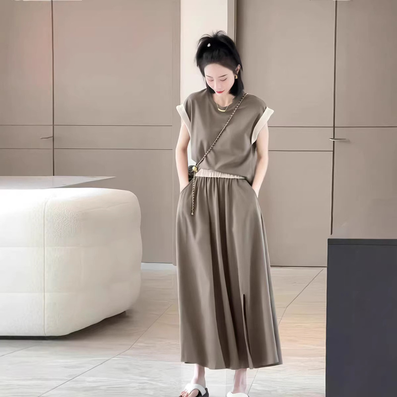 Fashionable Casual Skirt Suit for Women 2026 Summer New Style Loose Plus Size Short-Sleeved Skirt Two-Piece Set Foreign Trade Wholesale Fashionable Casual Skirt Suit for Women 2026 Summer New Style Loose Plus Size Short-Sleeved Skirt Two-Piece Set Foreign Trade Wholesale