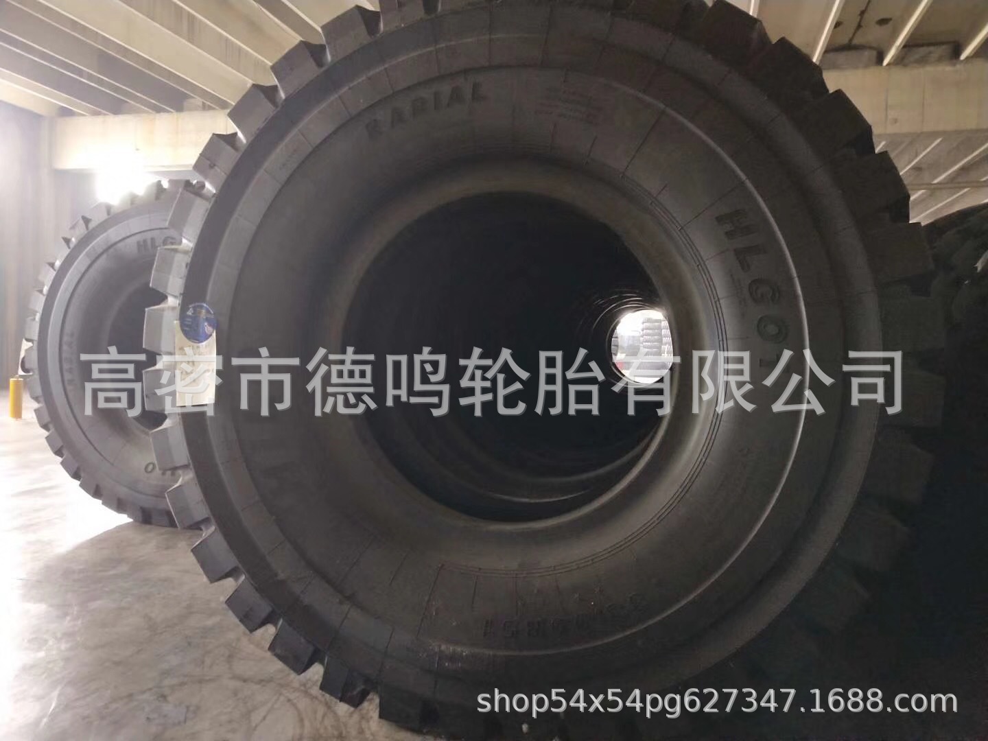 Suministro de maquinaria de construcción gigante neumático 33.00R51 camión volquete neumático de coche de cuerpo ancho